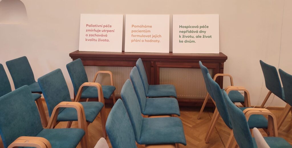 Představení záměru zřídit pobočku domácího hospice v Klatovech se neslo v pozitivní atmosféře 3